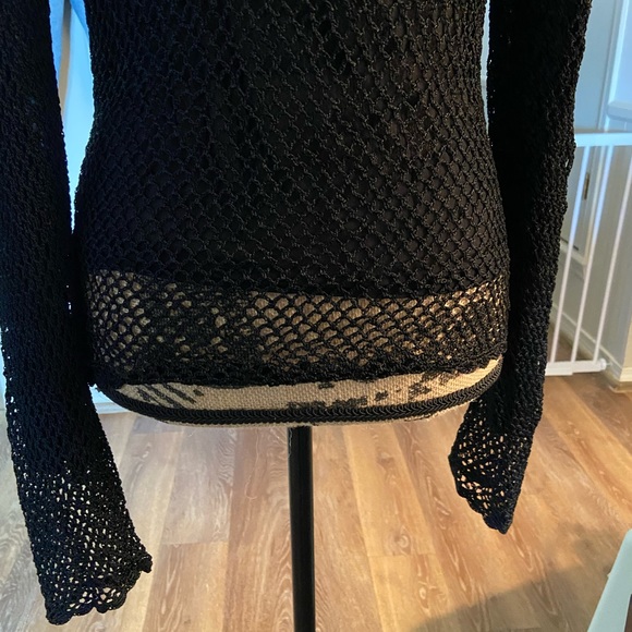 CYRUS crochet lined Top - Picture 5 of 7